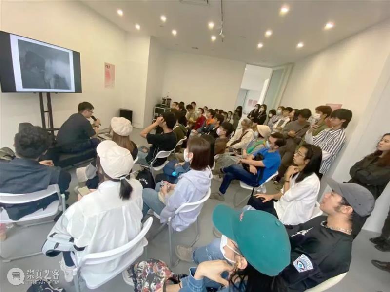 悦·美术馆｜迟日摄影节展览回顾 悦·美术馆 迟日 盛况 现场 迟日摄影节 北京798艺术区 北京悦·美术馆 青年 平台 包邮区图片社 崇真艺客