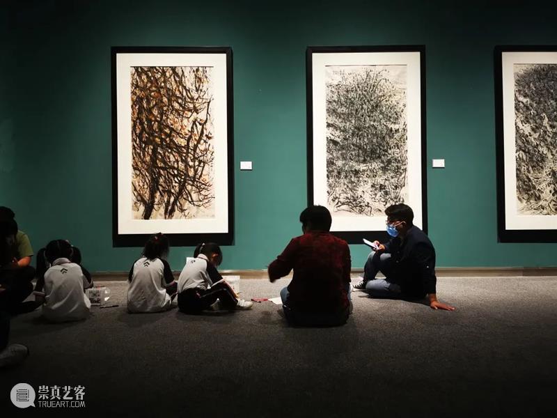 馆校合作 以美育人 | 书香门第——中国古籍文化展【公教活动】 古籍 中国 活动 馆校 文化展 美术馆 社会 智识 方面 角色 崇真艺客