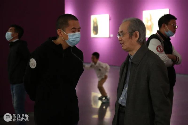 展览开幕丨“次元裂痕——方少华作品展”开幕 次元 裂痕 方少华 作品展 开幕式 嘉宾 西安美术馆 华南师范大学美术学院 西安曲江新区管理委员会 杨超馆长 崇真艺客