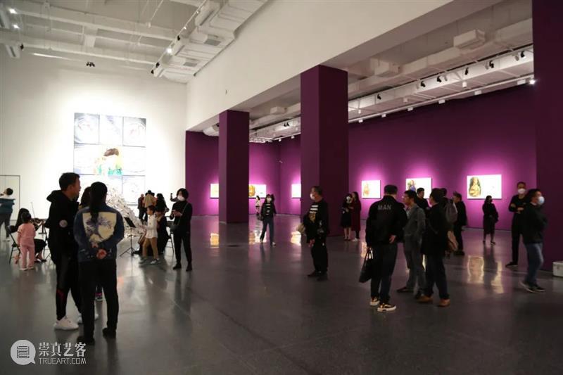 展览开幕丨“次元裂痕——方少华作品展”开幕 次元 裂痕 方少华 作品展 开幕式 嘉宾 西安美术馆 华南师范大学美术学院 西安曲江新区管理委员会 杨超馆长 崇真艺客