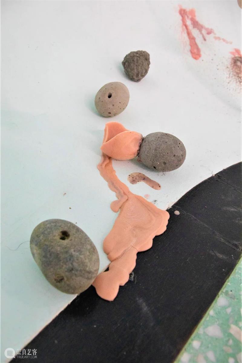 On View | 「借体」作品 Somatic Attunement 借体 Attunement 作品 View 现场 工作室 画廊 上海 Exhibition view 崇真艺客