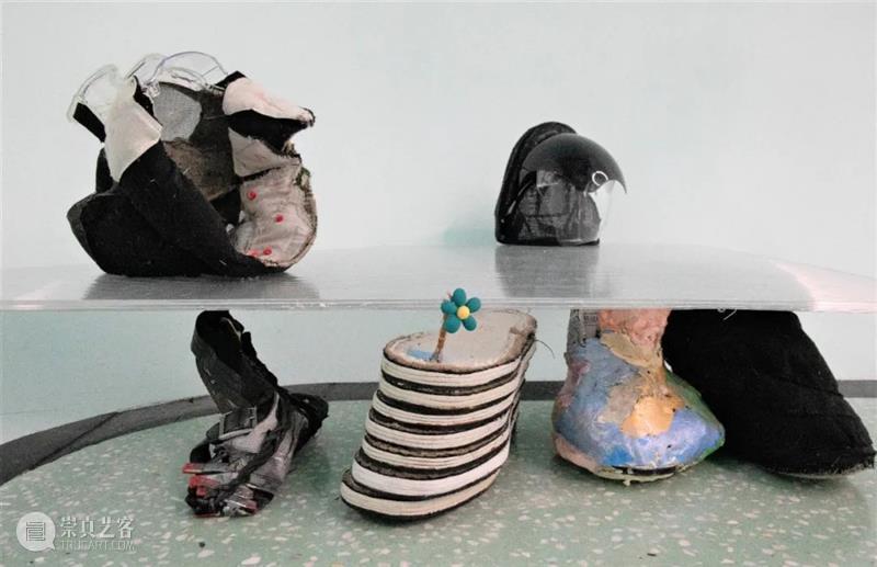 On View | 「借体」作品 Somatic Attunement 借体 Attunement 作品 View 现场 工作室 画廊 上海 Exhibition view 崇真艺客