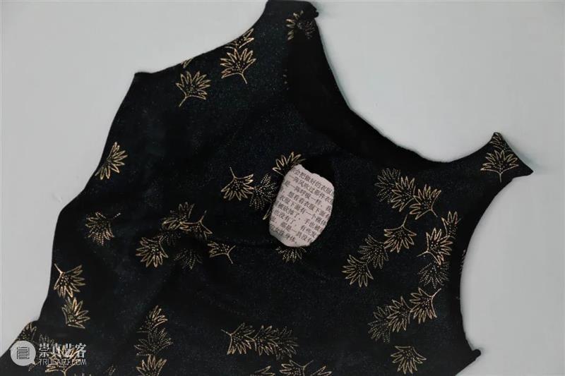 On View | 「借体」作品 Somatic Attunement 借体 Attunement 作品 View 现场 工作室 画廊 上海 Exhibition view 崇真艺客