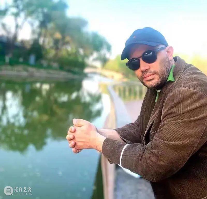 古巴诗人亚瑟夫·阿南达摘得博鳌年度最佳诗人桂冠 亚瑟夫 阿南达 古巴 年度 诗人 桂冠 米盖尔 塞万提斯 图书馆 作家 崇真艺客