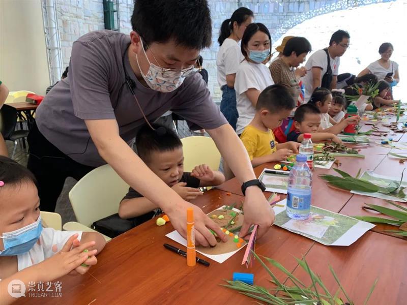 美博美术馆 | “秋日设计师”——上海闵行区博闻幼儿园美博秋日行 美博美术馆 设计师 上海 闵行区 博闻幼儿园美博 夏日 余温 秋风 阳光 上海闵行区博闻幼儿园 崇真艺客