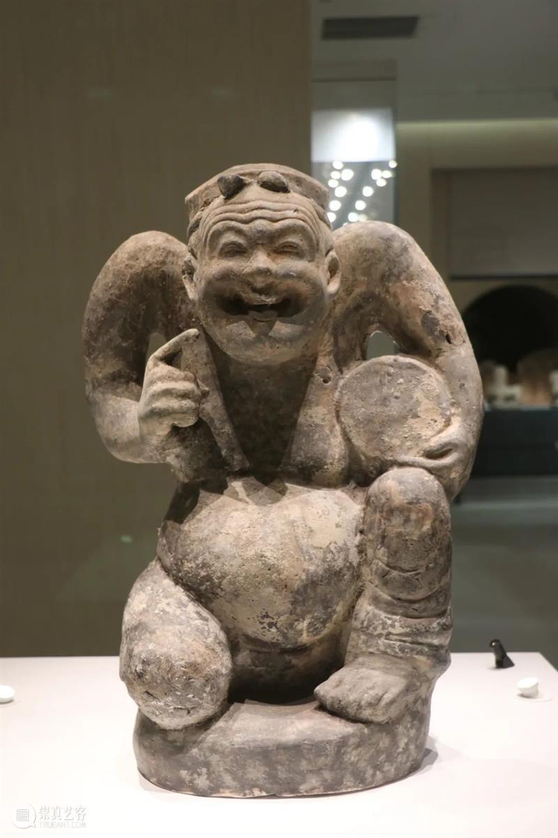 这些又蠢又萌的文物，长得怎么跟闹着玩似的？？ 文物 如今 博物馆 爱好者 手里 表情 事情 长相 造型 喜感 崇真艺客