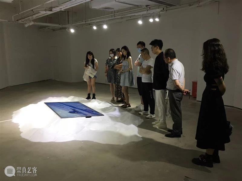 【GCA】《爱在明日世界终结时》艺术家推介丨第Ⅷ期 易连 艺术家 GCA 世界 上方 重庆 星汇 当代美术馆 gca 神话 单屏 崇真艺客