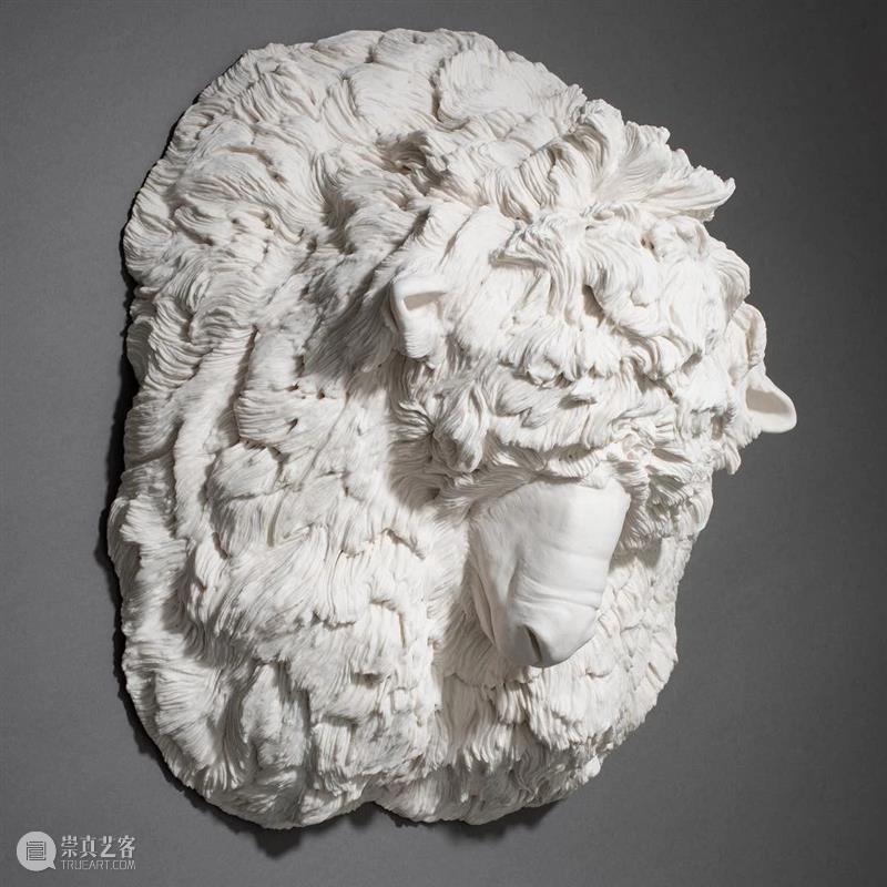 雕塑丨Kate Macdowell:用另类陶瓷雕塑展现人与动物共同存亡 Macdowell 陶瓷 雕塑 动物 上方 中国舞台美术学会 右上 星标 本文 巨匠 崇真艺客