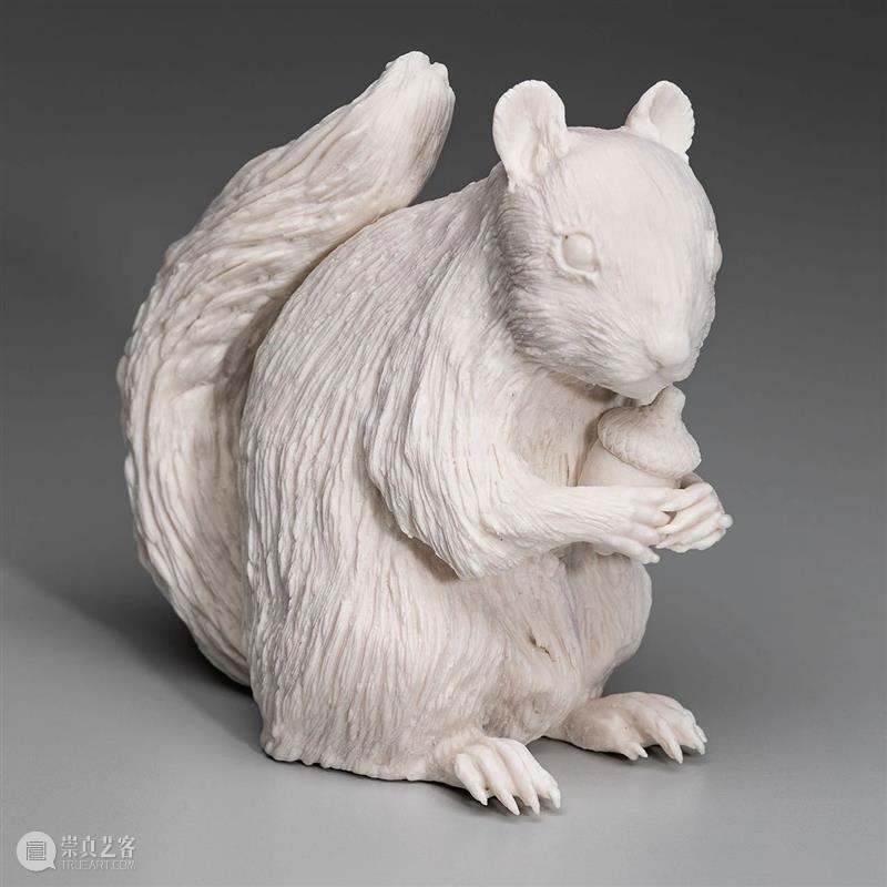 雕塑丨Kate Macdowell:用另类陶瓷雕塑展现人与动物共同存亡 Macdowell 陶瓷 雕塑 动物 上方 中国舞台美术学会 右上 星标 本文 巨匠 崇真艺客