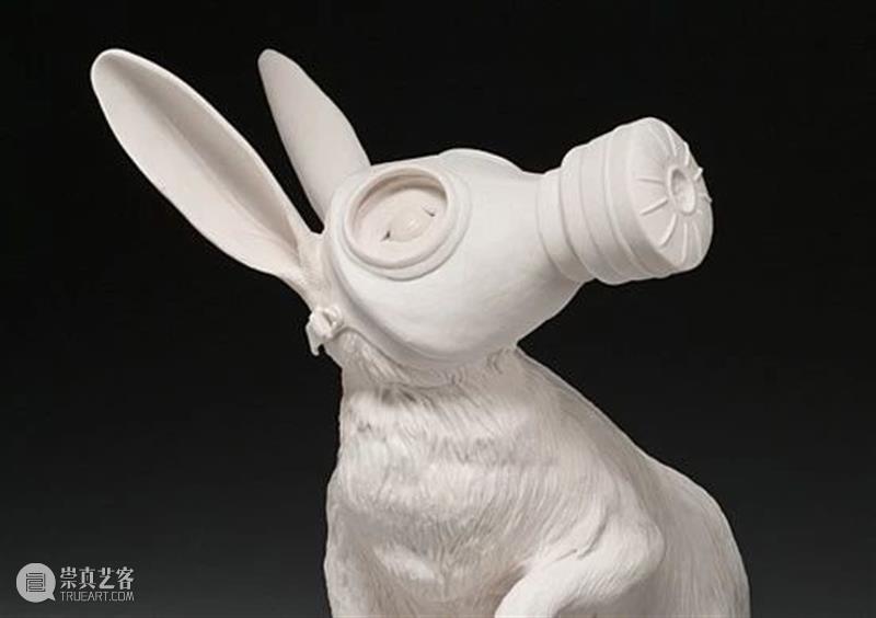 雕塑丨Kate Macdowell:用另类陶瓷雕塑展现人与动物共同存亡 Macdowell 陶瓷 雕塑 动物 上方 中国舞台美术学会 右上 星标 本文 巨匠 崇真艺客