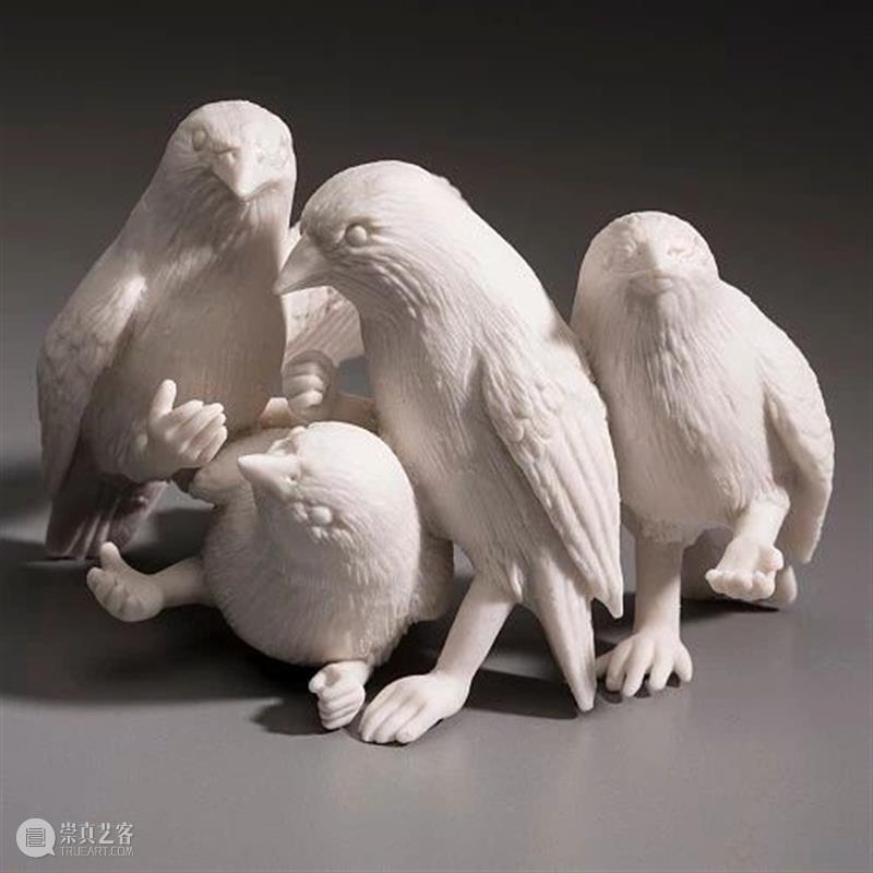 雕塑丨Kate Macdowell:用另类陶瓷雕塑展现人与动物共同存亡 Macdowell 陶瓷 雕塑 动物 上方 中国舞台美术学会 右上 星标 本文 巨匠 崇真艺客