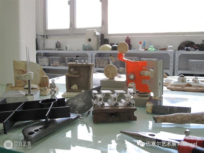 “走近 — 荷李活道贰” | 当古董遇上当代艺术，会碰撞出怎样的火花？ 荷李活道 艺术 古董 火花 如壹艺术馆 作品 饮茶图 林东鹏 云栏 刘学成 崇真艺客