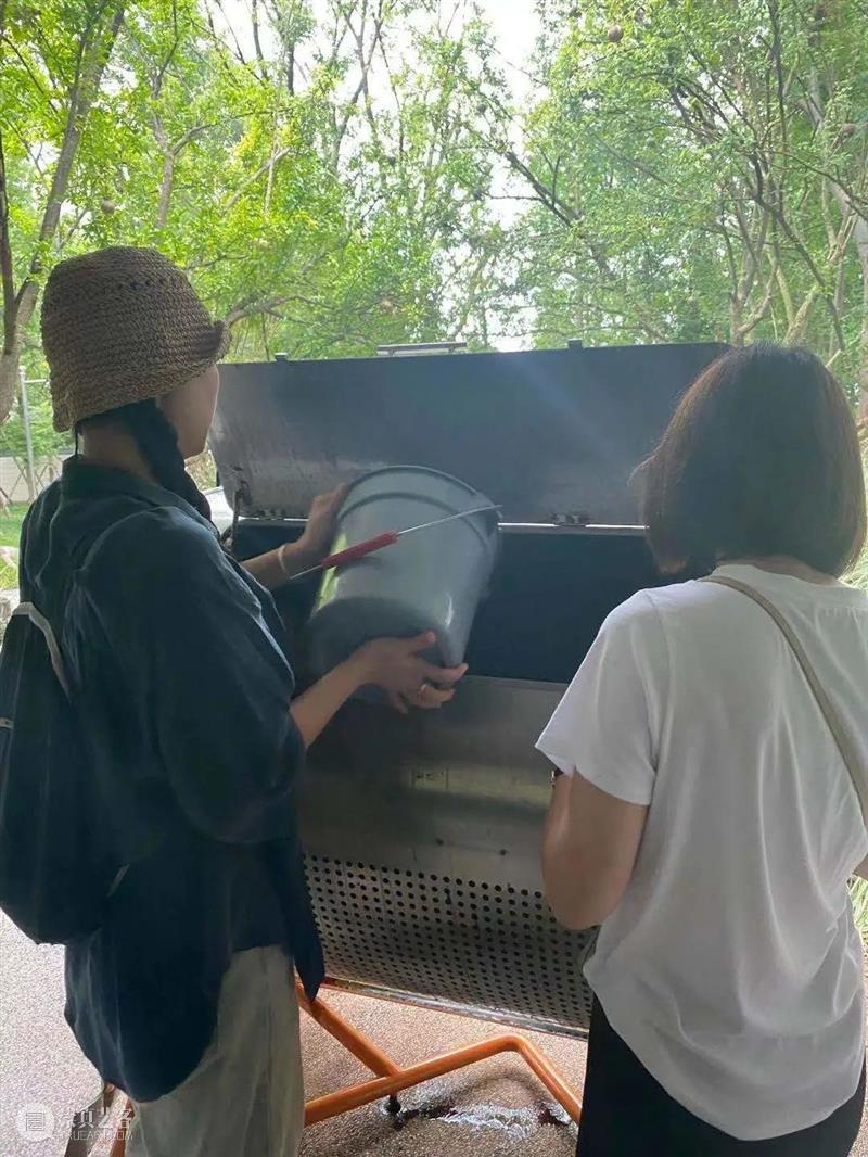 A4驻留 | 余童的驻留观察日记 余童 日记 麓湖 A4美术馆 工作人员 成都 期间 助理 方式 生活 崇真艺客