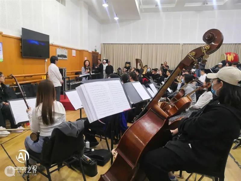 北京演艺集团“花样年华”音乐会 | 新民歌 新国风 民歌 花样年华 音乐会 北京演艺集团 国风 演员 少年 山丹丹开花红艳艳 爵士 民族乐团 崇真艺客