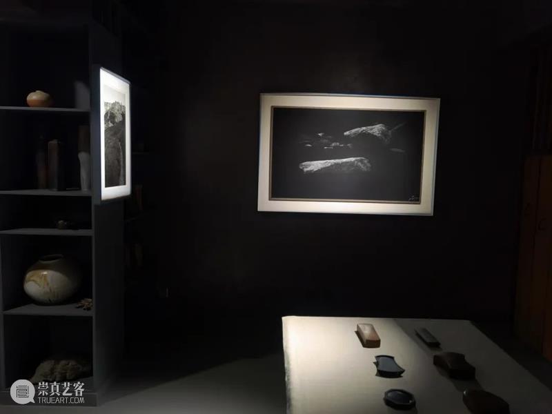 观看艺术画廊 | 山水十年 —— 李止作品展 山水 李止 作品展 艺术 画廊 现场 策展人 牛恒立 Curator Hengli 崇真艺客