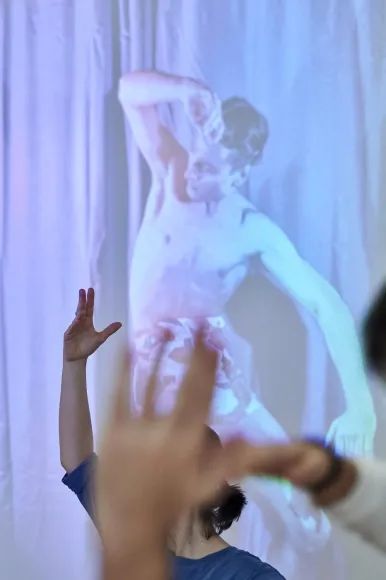 同行/在每张图片之下，总会有另一张图片 | Nick Mauss Mauss 同行 图片 生活 工作 纽约 绘画 多学科 媒介 尺度 崇真艺客
