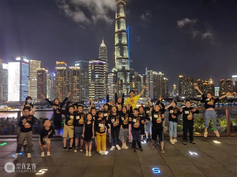 秋令营|露宿魔都最美天台,小小波普艺术家二日养成记! 天台 波普 艺术家 魔都 十一 长假 期间 外滩 星空 活动 崇真艺客