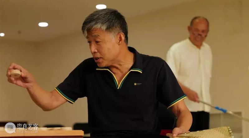 话剧《喜相逢》角色大揭秘 | 首演倒计时2天 角色 喜相逢 话剧 倒计时 主播 前女友 北京 摄影师 中介 老板 崇真艺客