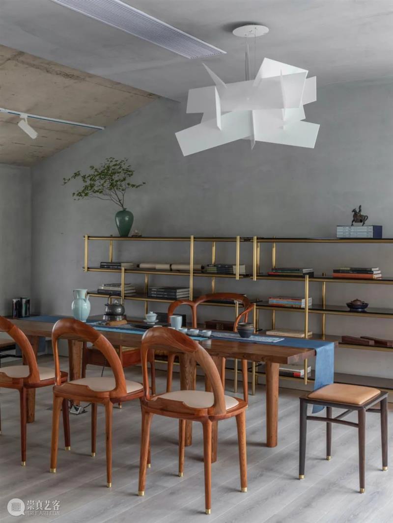 饮茶处，居心之所丨璞素茶事家具美学 美学 家具 璞素茶事 茶室 美好生活 注脚 生活 部分 四方 好友 崇真艺客