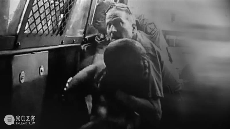 约翰·亚康法 (John Akomfrah): 化混乱为秩序的艺术家 | 纽约时报 纽约时报 约翰 艺术家 秩序 亚康 Murmurations York September October 作者 崇真艺客