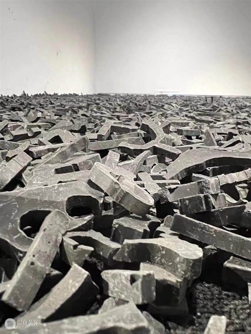 国家美术·展讯丨“髹饰·箓”——陈剑兵个展 髹饰 个展 美术 国家 展讯 时间 潘微 艺术家 陈剑兵 主办单位 崇真艺客