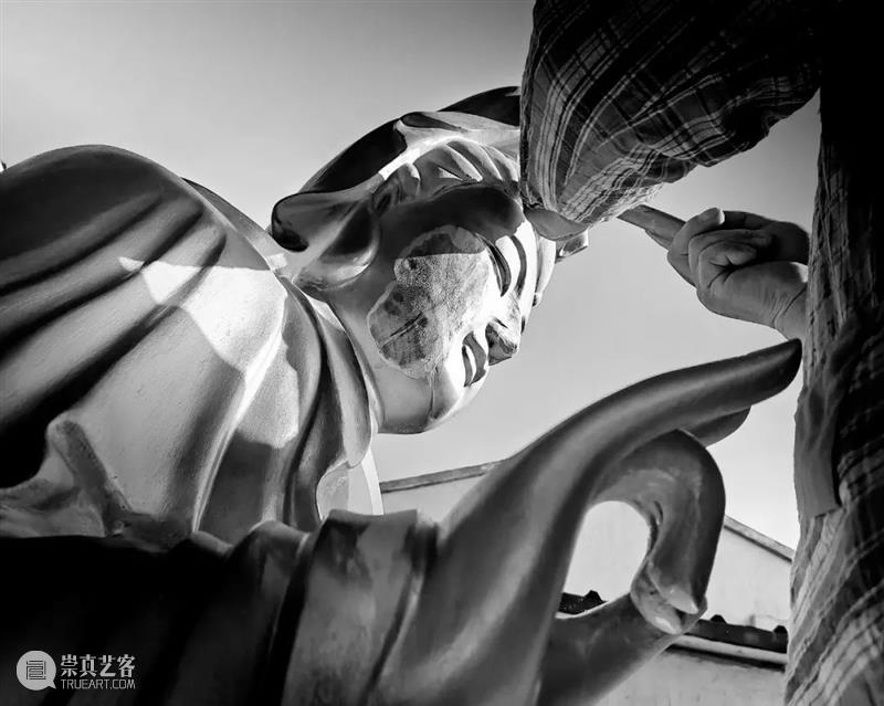 成佛之前/摄影：戴安娜  大督摄影VIP 戴安娜 佛像 作品 殿宇 时候 木头 工艺 苏州城 太湖 半岛 崇真艺客