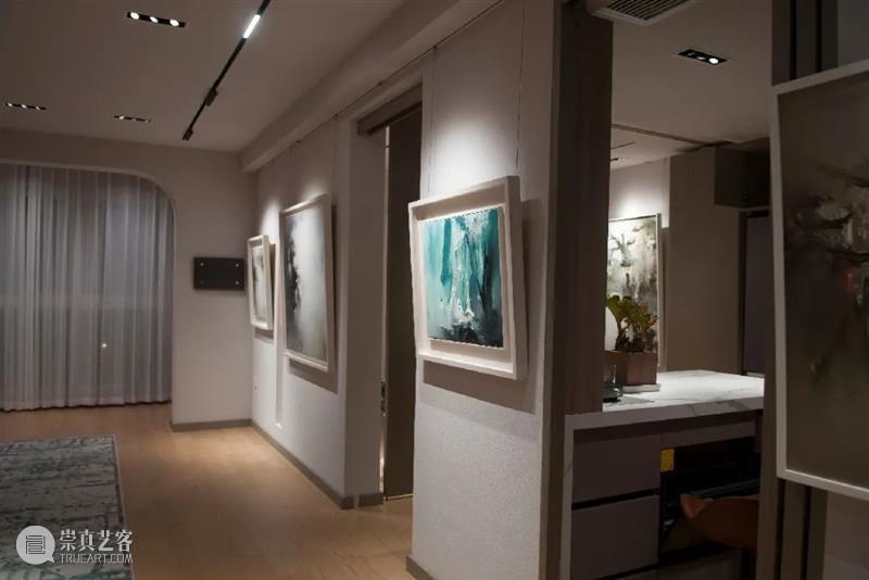 艺术上海【艺家说】| 高小云：如梦似幻的烟雨江南  艺术上海 高小云 艺术上海 烟雨江南 时间 长河 一叶扁舟 地方 江南 千意染曲 油画 崇真艺客