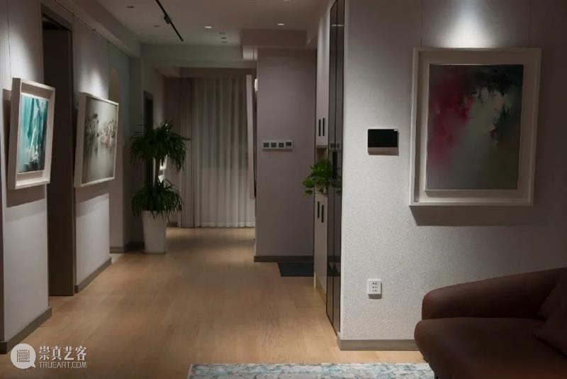 艺术上海【艺家说】| 高小云：如梦似幻的烟雨江南  艺术上海 高小云 艺术上海 烟雨江南 时间 长河 一叶扁舟 地方 江南 千意染曲 油画 崇真艺客