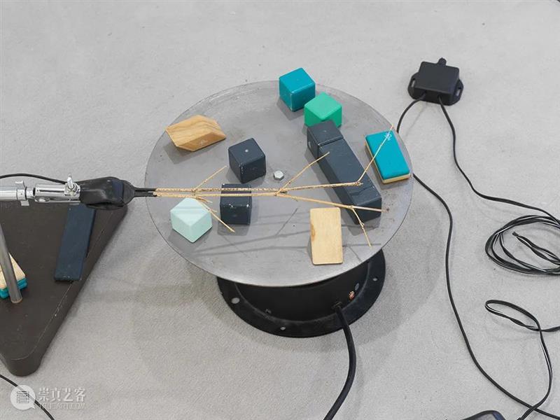 展览现场 | 塔里克·阿图伊（Tarek Atoui）个展正在桑塔画廊举办 Atoui 塔里克 阿图伊 画廊 个展 桑塔 现场 view Paris Nick 崇真艺客