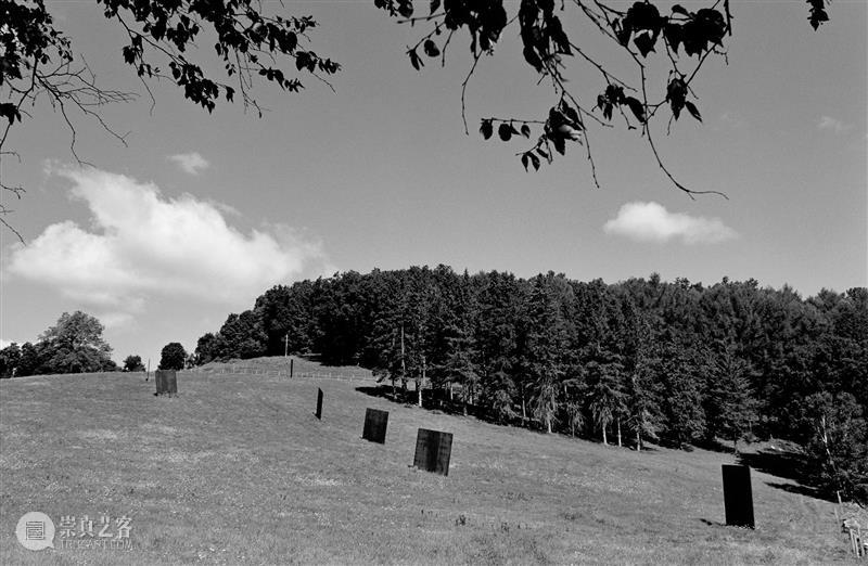 今日生日 | 里查德·塞拉(Richard Serra) 里查德 塞拉 Serra 生日 Serrab 上图 卡塔尔 Brouq 自然保护区 钢板 崇真艺客