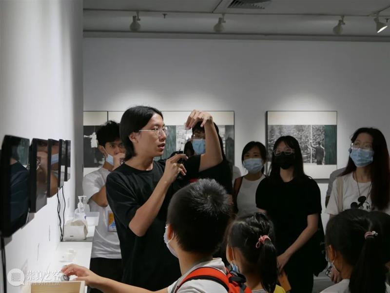 活动回顾 | 秋游拾艺——国庆公教活动回顾 活动 秋游 假期 广州美术学院大学城美术馆联合各院系 老师 同学 专场 导览 缘溪行 工作坊 崇真艺客