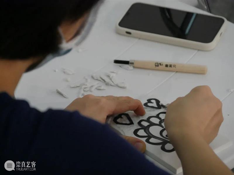 活动回顾 | 秋游拾艺——国庆公教活动回顾 活动 秋游 假期 广州美术学院大学城美术馆联合各院系 老师 同学 专场 导览 缘溪行 工作坊 崇真艺客