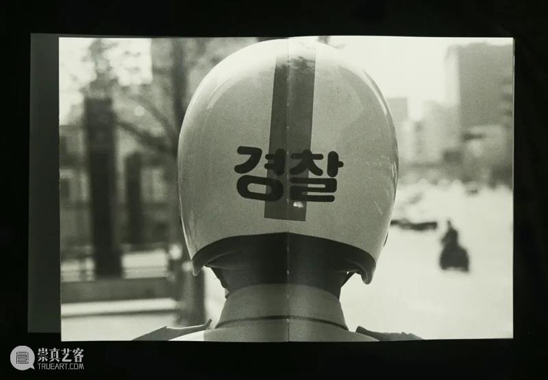 【摄影书】翻阅11本画册，了解具本昌的摄影 画册 具本昌摄影展 北京 三影堂 三影堂艺术商店 线上 微店 以来 艺术家 工作室 崇真艺客