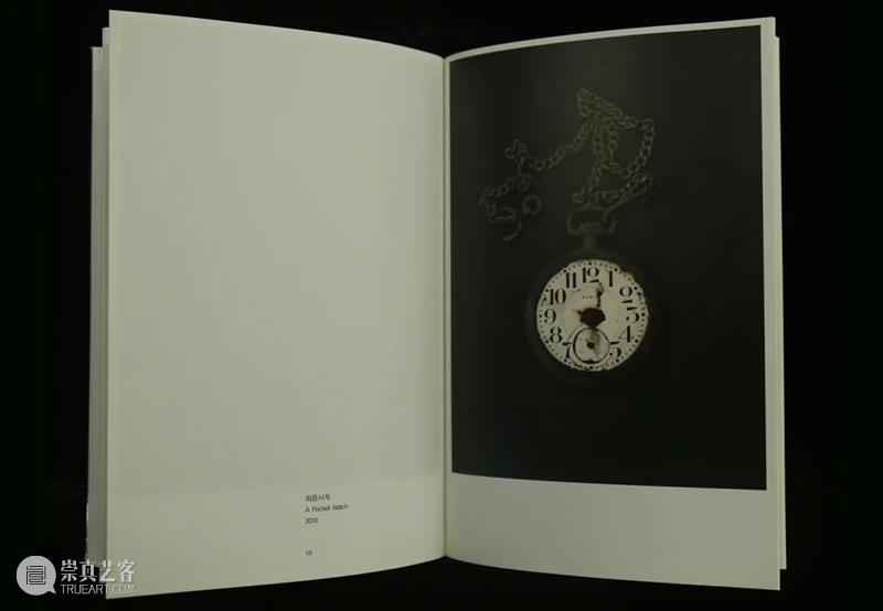 【摄影书】翻阅11本画册，了解具本昌的摄影 画册 具本昌摄影展 北京 三影堂 三影堂艺术商店 线上 微店 以来 艺术家 工作室 崇真艺客