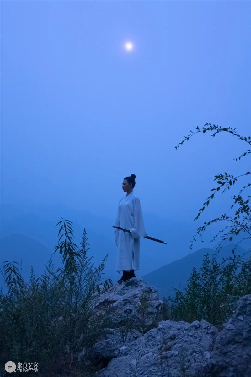 ≡ 马凌画廊 | ART021 2021上海廿一当代艺术博览会 | 展位 E22 马凌 画廊 上海 廿一 艺术 博览会 展位 陶辉Tao Light 频道 崇真艺客
