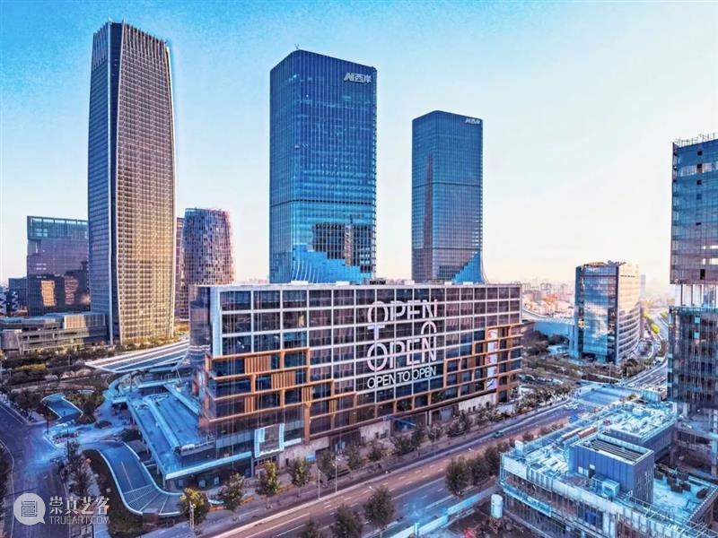 西岸博览会合作伙伴 | AI PLAZA 西岸凤巢 西岸 博览会 伙伴 PLAZA 艺术 上海西岸艺术中心 B馆 西岸穹顶艺术中心 展会 商业地产 崇真艺客