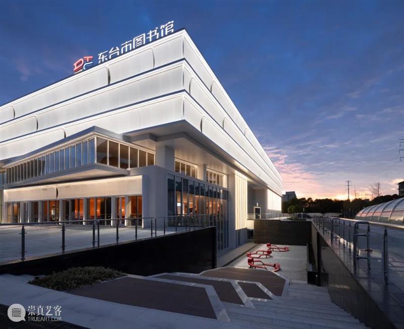 严肃转向开放，东台图书馆综合体改造 / 和睿建筑 建筑 东台图书馆 综合体 严肃 东台新图书馆 范公北路 西侧 黄海路 南侧 片区 崇真艺客