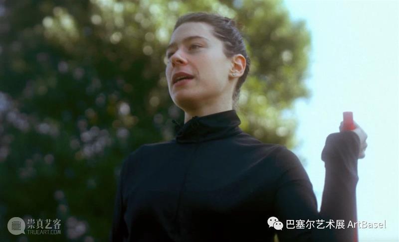Nora Turato以极具冲击力的语言表演,记载我们日常生活的陈词滥调 视频资讯 巴塞尔艺术展 Turato 语言 Nora 日常生活 广告 邮件 市场 报告 社交 媒体 崇真艺客