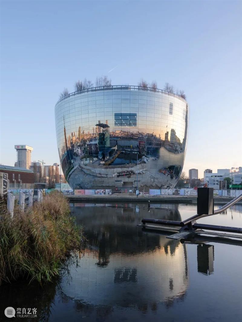 MVRDV‘不锈钢大碗’开放,Depot 艺术仓库室内曝光 崇真艺客