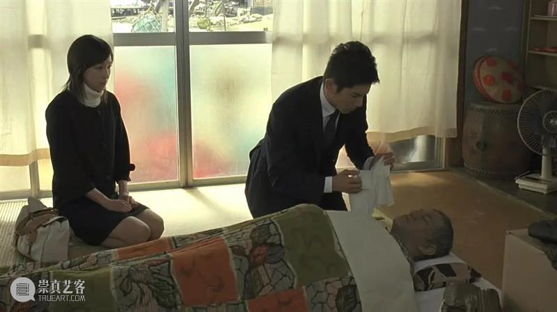 豆瓣8.9，感动52万人的经典神片来了，错过实在太可惜 豆瓣 万人 神片 东亚 文化 话题 从业者 边缘 人物 日本 崇真艺客