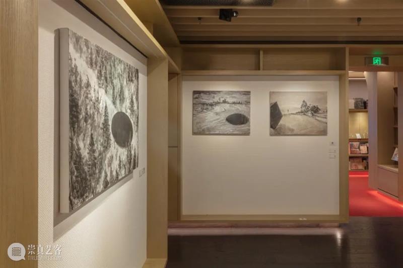开幕现场 | 周子曦个展 “应许之地” 周子曦 个展 现场 应许之地 艺术家 展期 地点 上海 上生 新所 崇真艺客