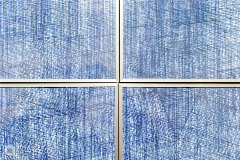 朱玺:液态——2021上海当代艺术展 参展艺术家 上海 艺术家 艺术展 液态 朱玺 展馆 临港 当代美术馆 滴水 湖光 崇真艺客