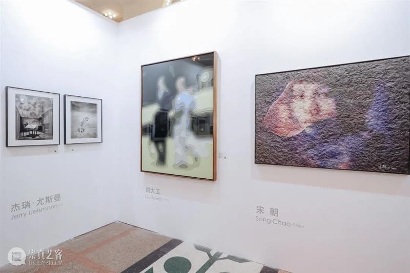 多图预警 | 2021影像艺术博览会现场看点大追踪 影像 博览会 艺术 现场 上海艺术博览会 首日 伙伴 保时捷 副总裁 首席 崇真艺客