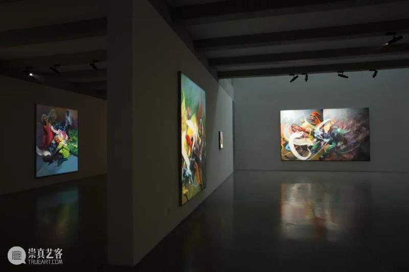 偏锋 现场 | 周文中：费采尼的诱惑 偏锋 周文中 费采尼 现场 画廊 个展 艺术家 方志凌 架上 作品 崇真艺客