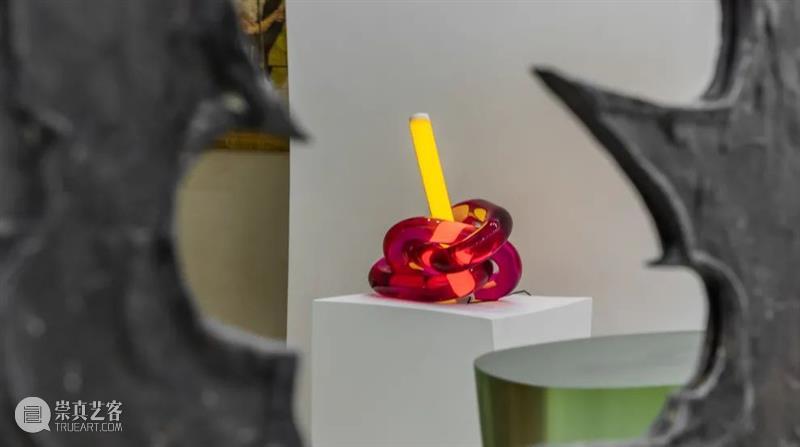 Design Miami/ Podium x Shanghai 现场|艺术家王画的观念性家具 崇真艺客