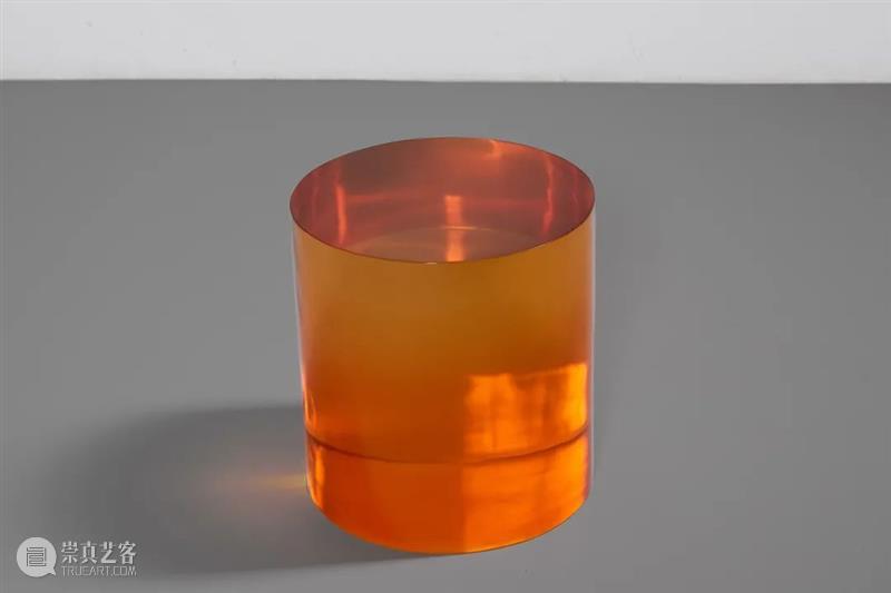 Design Miami/ Podium x Shanghai 现场|艺术家王画的观念性家具 崇真艺客