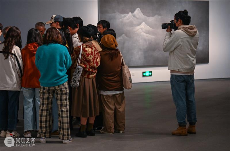 艺术家动态丨朱建忠个展于南京艺术学院美术馆开幕 艺术家 朱建忠 南京艺术学院美术馆 动态 東京画廊+ 个展 观展 Information朱 艺术 总监 崇真艺客