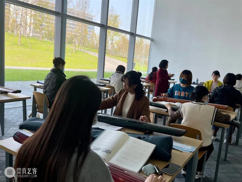 济宁市美术馆|探索古琴美学 古琴 济宁市美术馆 美学 中国 古代 地位 乐器 哲学性 艺术 艺术性 崇真艺客