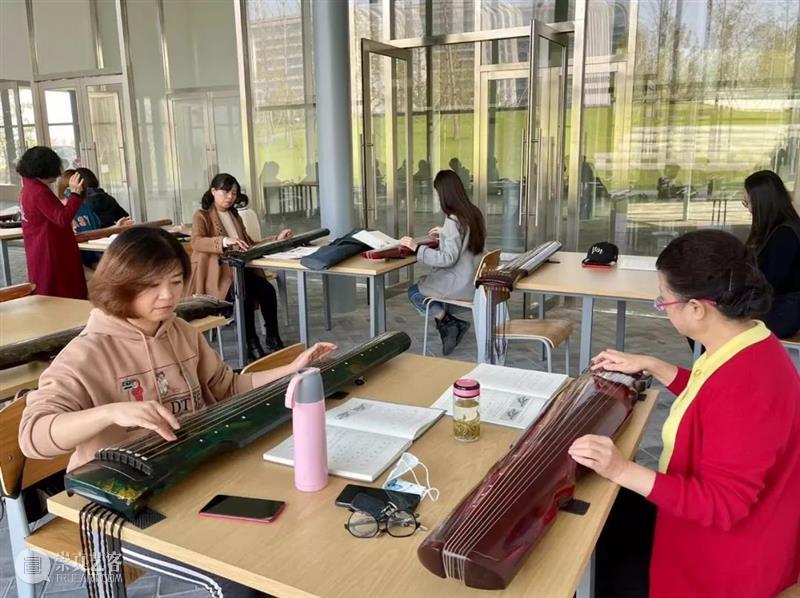 济宁市美术馆|探索古琴美学 古琴 济宁市美术馆 美学 中国 古代 地位 乐器 哲学性 艺术 艺术性 崇真艺客