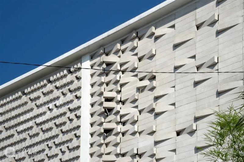 随机铺砖，二元宿舍 / AndyrahmanArchitect 宿舍 Hasan二元 部分 事物 物品 寄宿公寓 建筑 业主 外观 公寓 崇真艺客